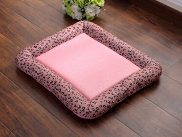 Pet Dog Mat Ice Pad Dog Sleeping Mats For Dogs Cats Pet Kennel Top Quality  Cool Cold Silk Bed For Dog camas para perros