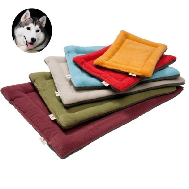 Soft Dog Bed Mat Pet Cushion House for Cats Warm Dog Blanket Solid Fleece Lounger Bed for Small Medium Large Dogs Pet Products