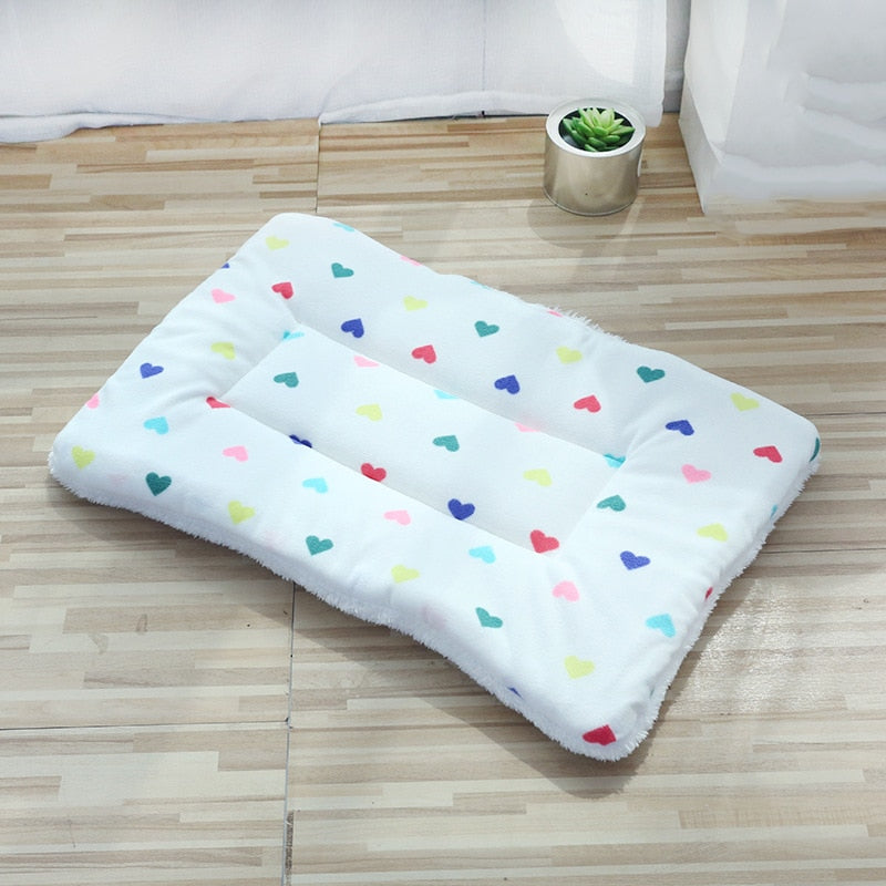 Soft Pet Dog Mat Flannel Cotton Paw Foot Print Washable Pet Blanket Warm Sleeping Beds For Small Medium Dogs Cat Pet Accessories